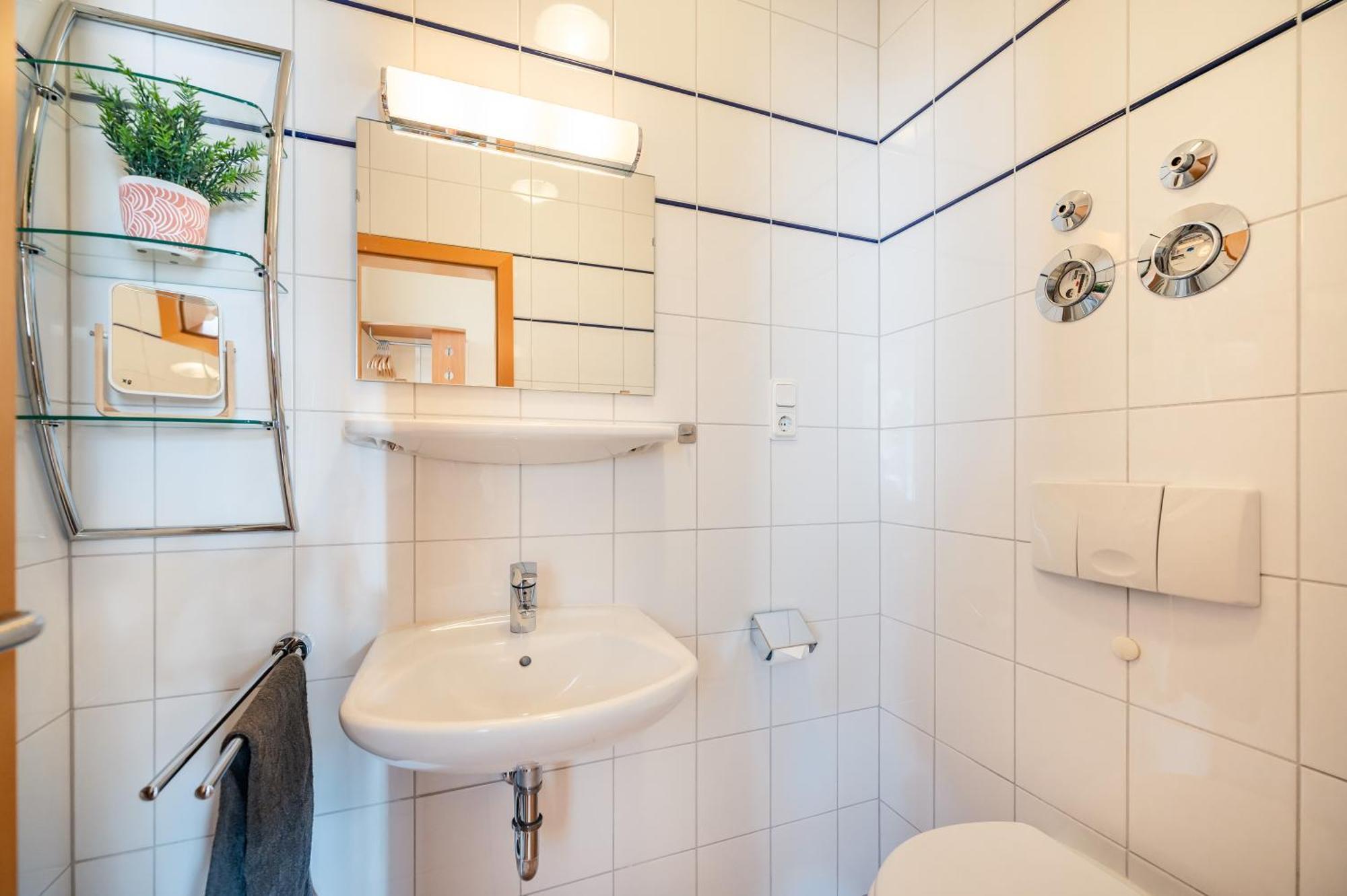 Apartment Hildegard 8 *